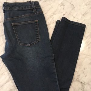 917 The Limited Skinny Jean